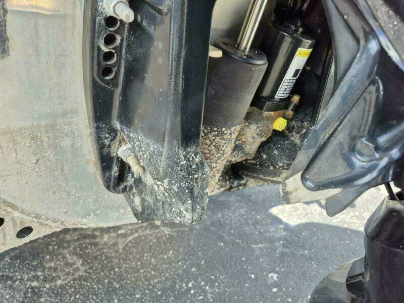 2021 Bahama Commercial Grade Tri-Too