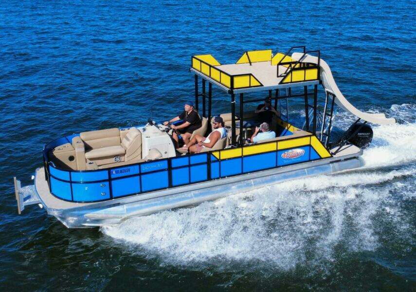 2021 Bahama Commercial Grade Tri-Too