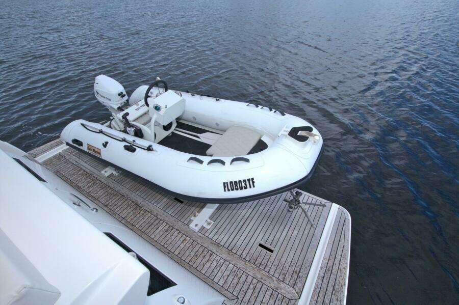 2015 Dyna Yachts 60 Pilothouse Motoryacht