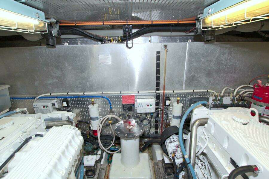 2015 Dyna Yachts 60 Pilothouse Motoryacht