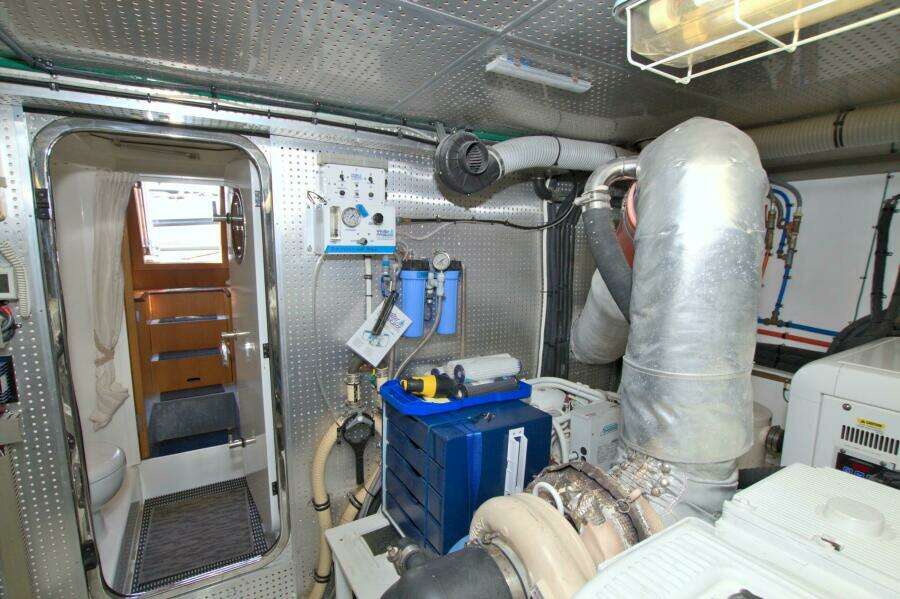 2015 Dyna Yachts 60 Pilothouse Motoryacht