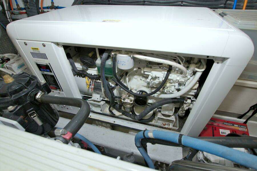 2015 Dyna Yachts 60 Pilothouse Motoryacht