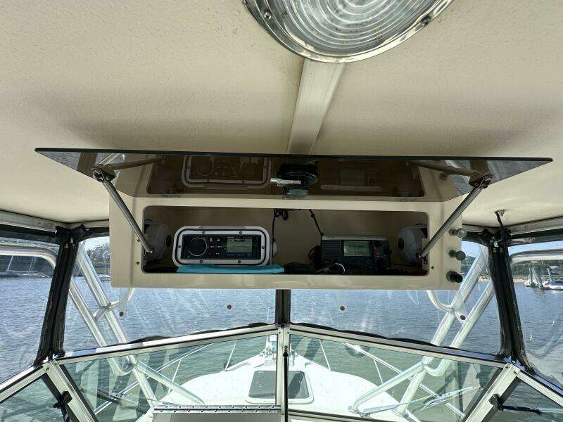 2008 Parker 2310 Walk-around