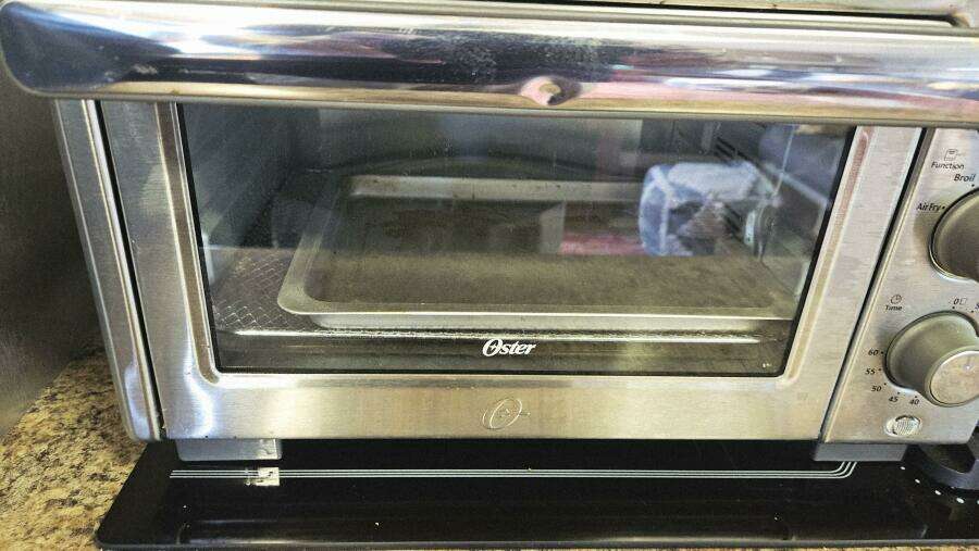 1986 Chris-Craft 381 Catalina