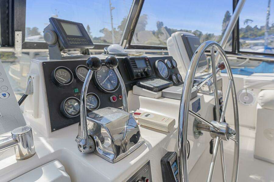 1993 Ocean Alexander 