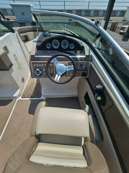 2012 Sea Ray 250 SLX