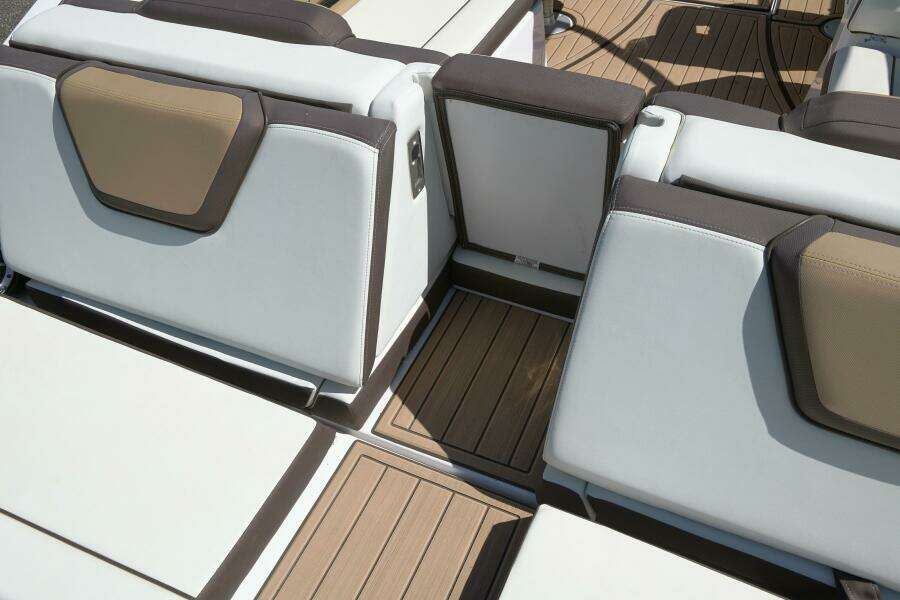 2023 Yamaha Boats 252S