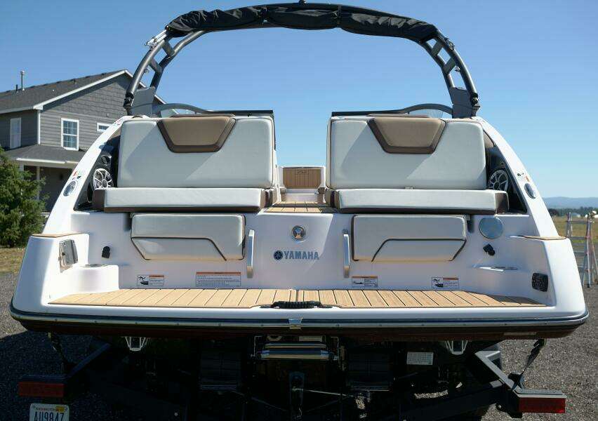 2023 Yamaha Boats 252S