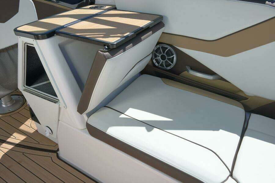 2023 Yamaha Boats 252S