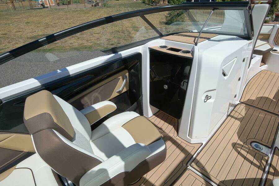2023 Yamaha Boats 252S