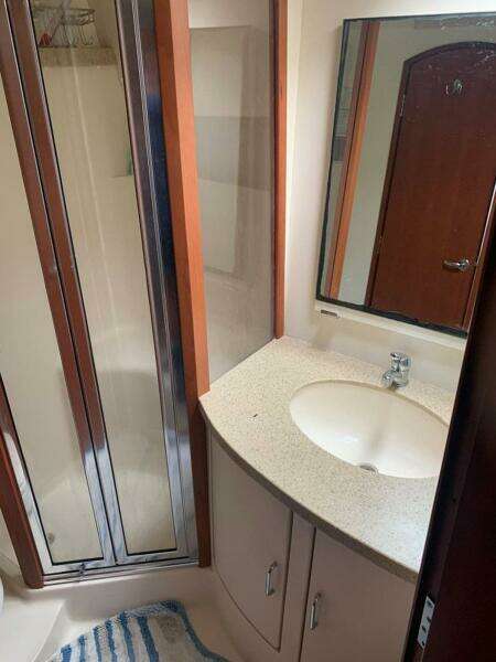 2005 Luhrs 36 Convertible