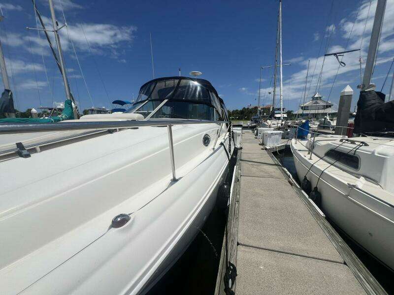 2003 Sea Ray 320 Sundancer