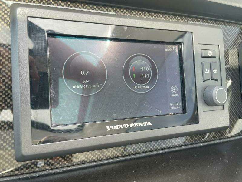 2015 Sunseeker San Remo SONYA Volvo Penta Digital Monitor