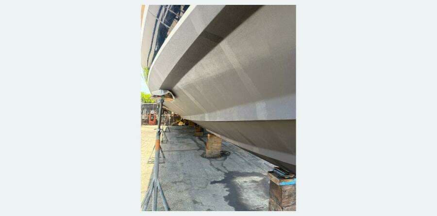 2000 Tiara Yachts 5200 Express