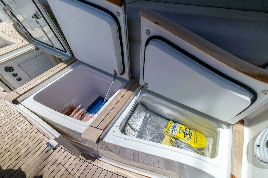 2011 Viking 70 Convertible