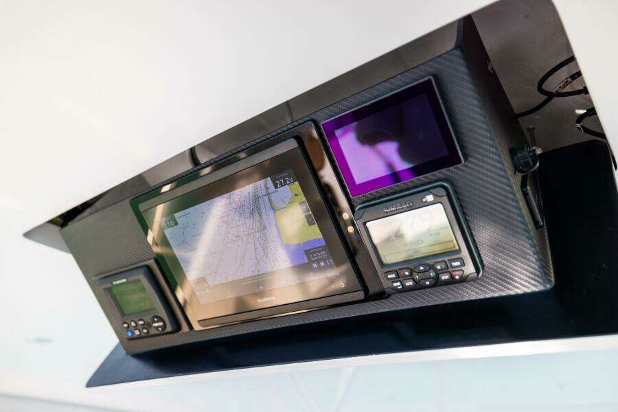 2011 Viking 70 Convertible