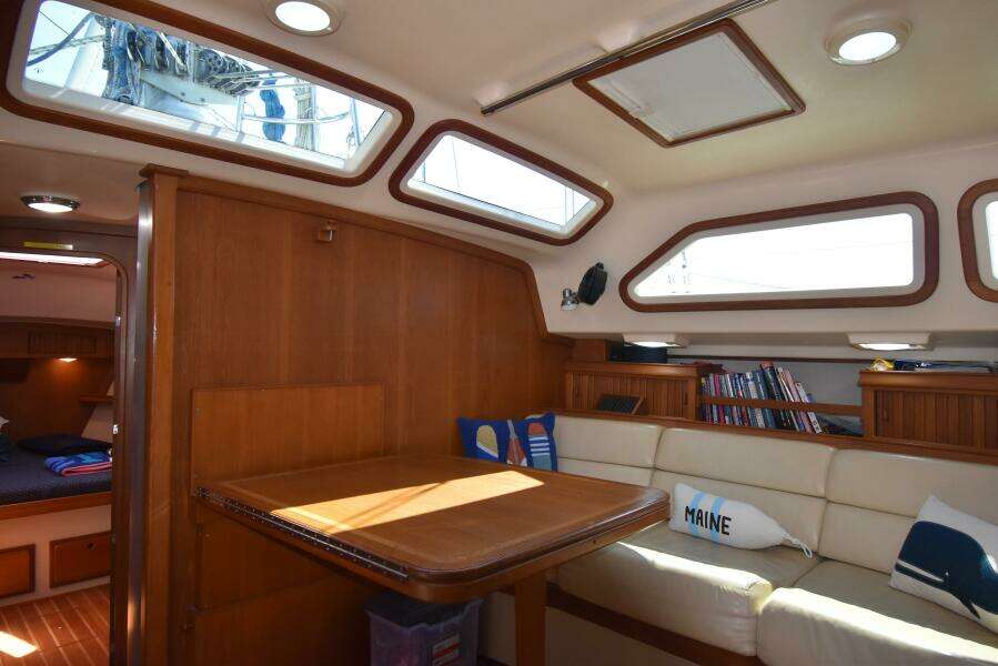 2004 Island Packet 485