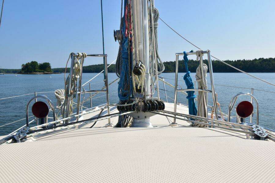 2004 Island Packet 485