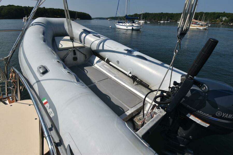 2004 Island Packet 485