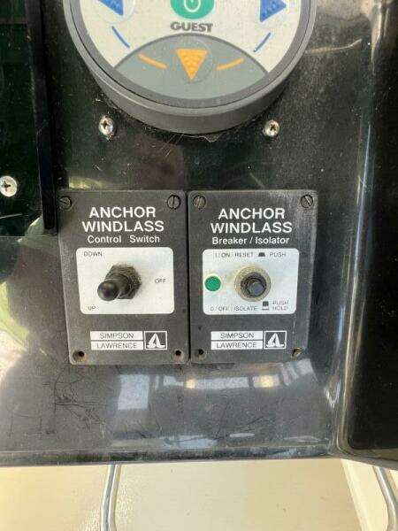 1996 Albin 32+2 Command Bridge