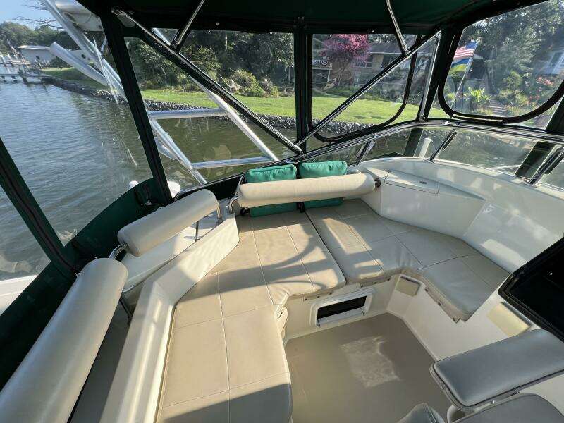 1996 Albin 32+2 Command Bridge