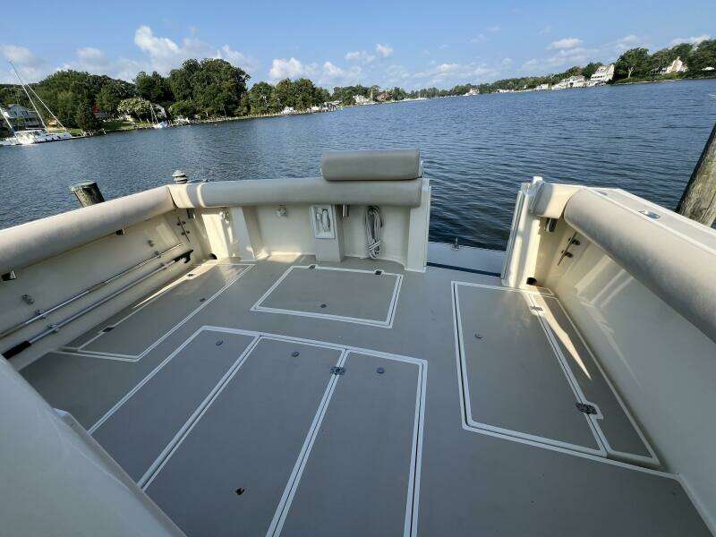 1996 Albin 32+2 Command Bridge