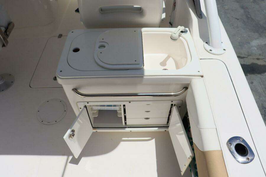 2015 Edgewater 245 CX