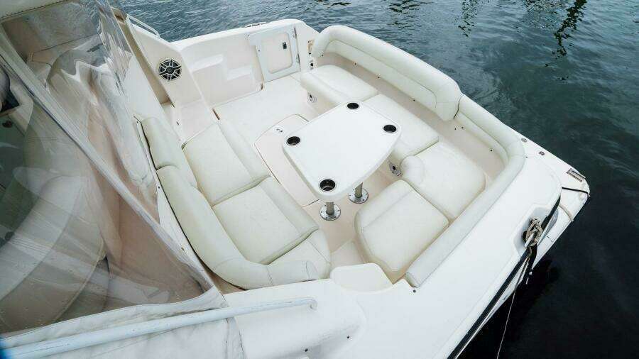 2007 Tiara Yachts 4300 Sovran