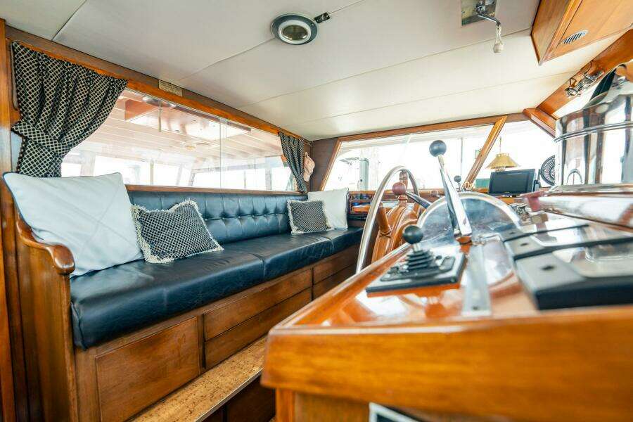 1964 Burger 64 Motor Yacht