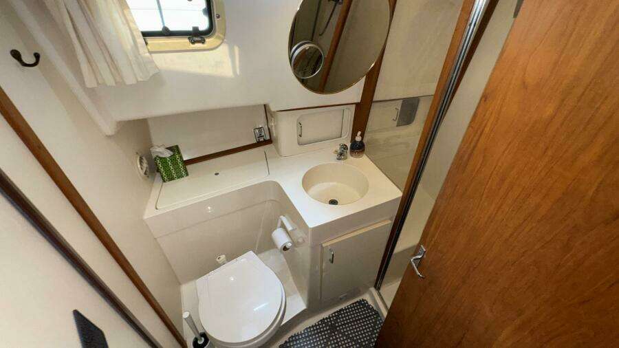 1999 Mainship 350 Wet Head