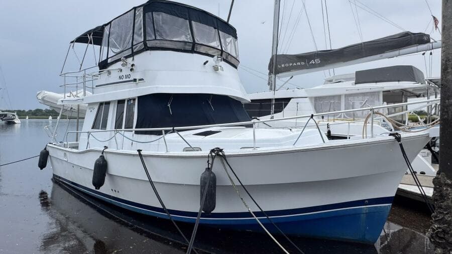 1999 Mainship 350 Trawler
