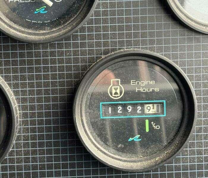 1989 Sea Ray 460 Express Cruiser