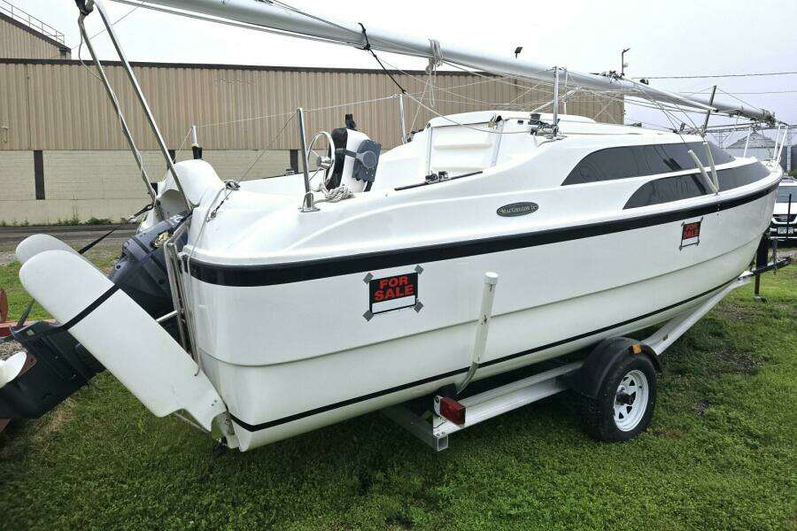 2007 Macgregor 26M