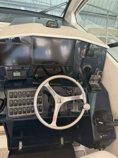 2013 Pursuit 365 SCI