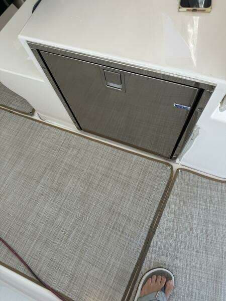 2013 Pursuit 365 SCI