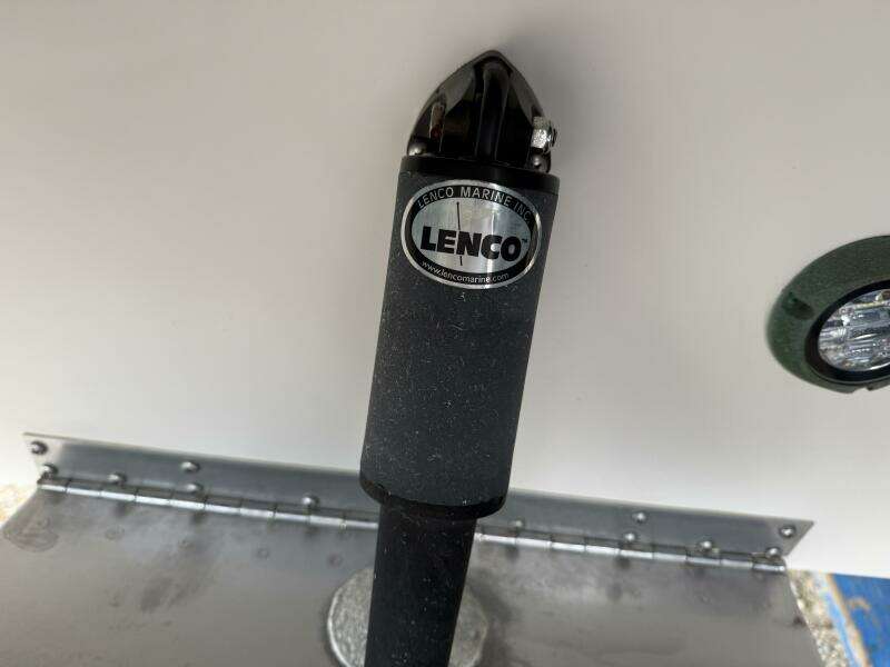 2013 Pursuit 365 SCI