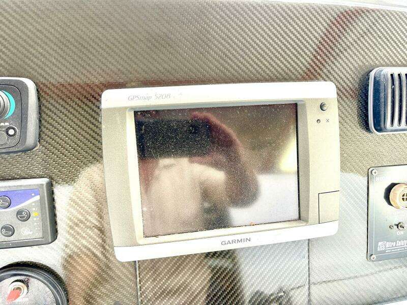 2008 Goetz Custom Boats 33 Limo Tender