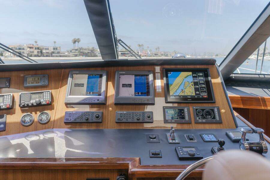 2008 Viking 52 Sport Coupe - Endurance - Helm