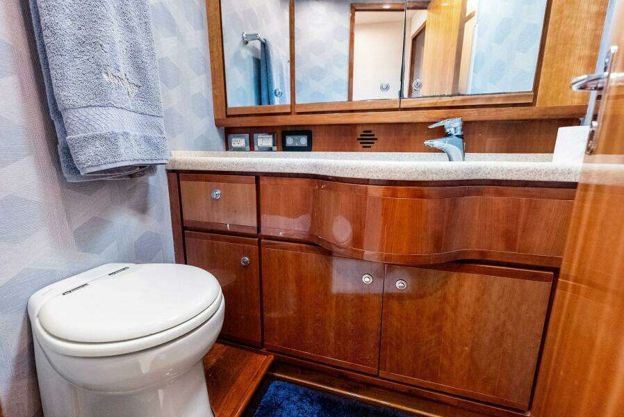 2004 Bertram Convertible