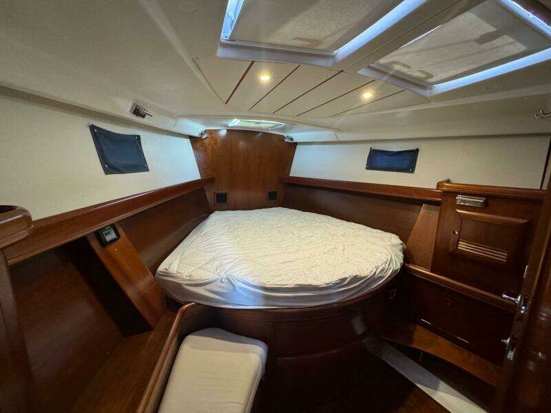 2005 Beneteau 473