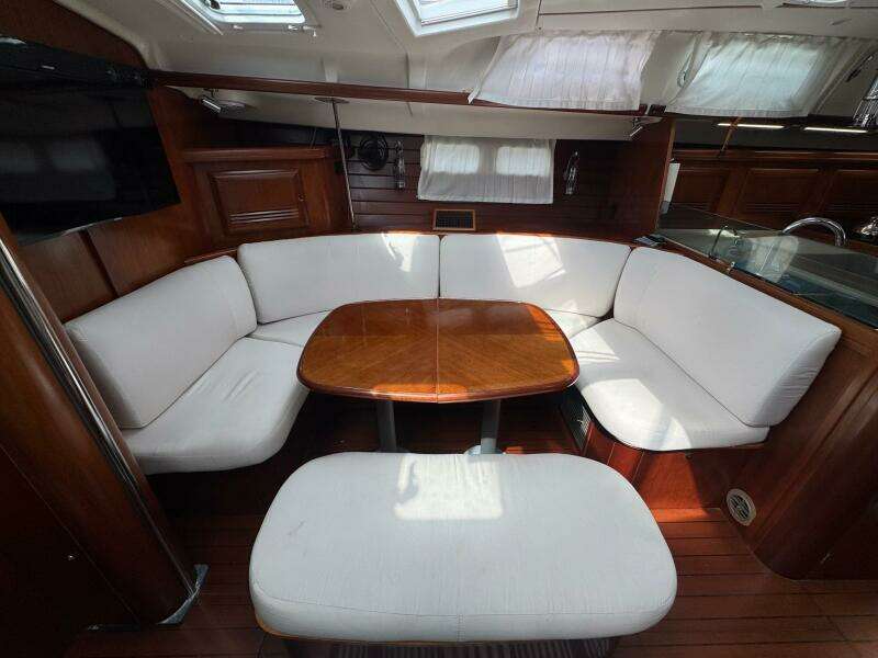 2005 Beneteau 473