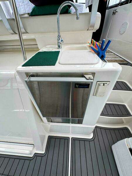 2005 Silverton 35 Motor Yacht