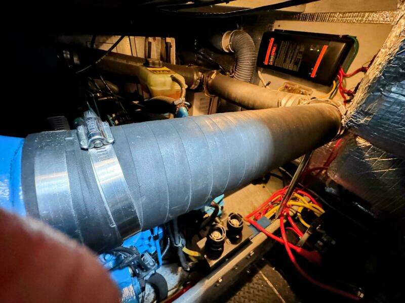 2005 Silverton 35 Motor Yacht