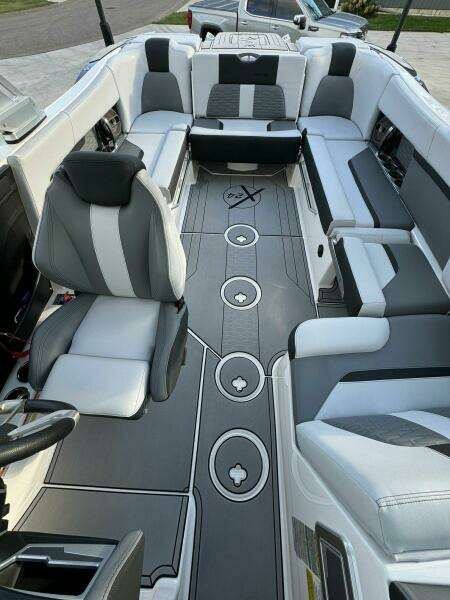 2019 Mastercraft 24X