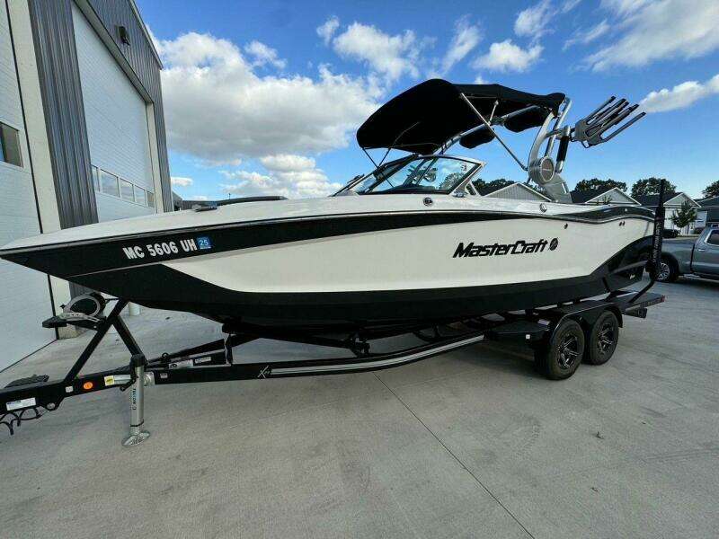 2019 Mastercraft 24X
