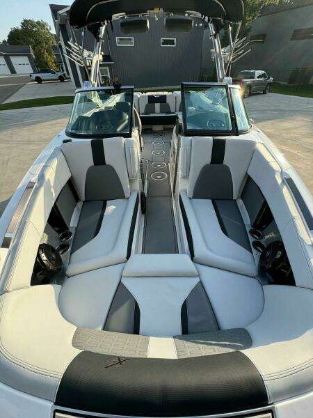 2019 Mastercraft 24X