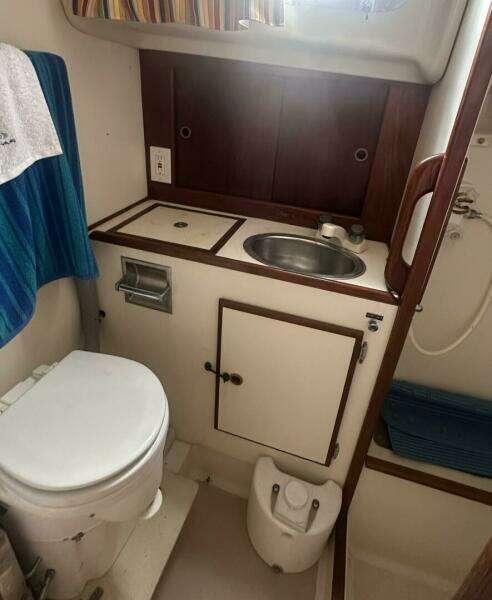 1977 Pearson 365 Ketch