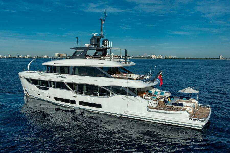 2023 Benetti 34M OASIS