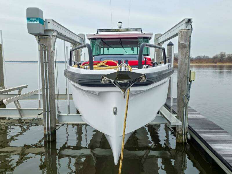 2021 Axopar 37 XC Cross Cabin