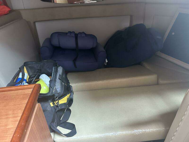 2009 Cruisers 300 CXi